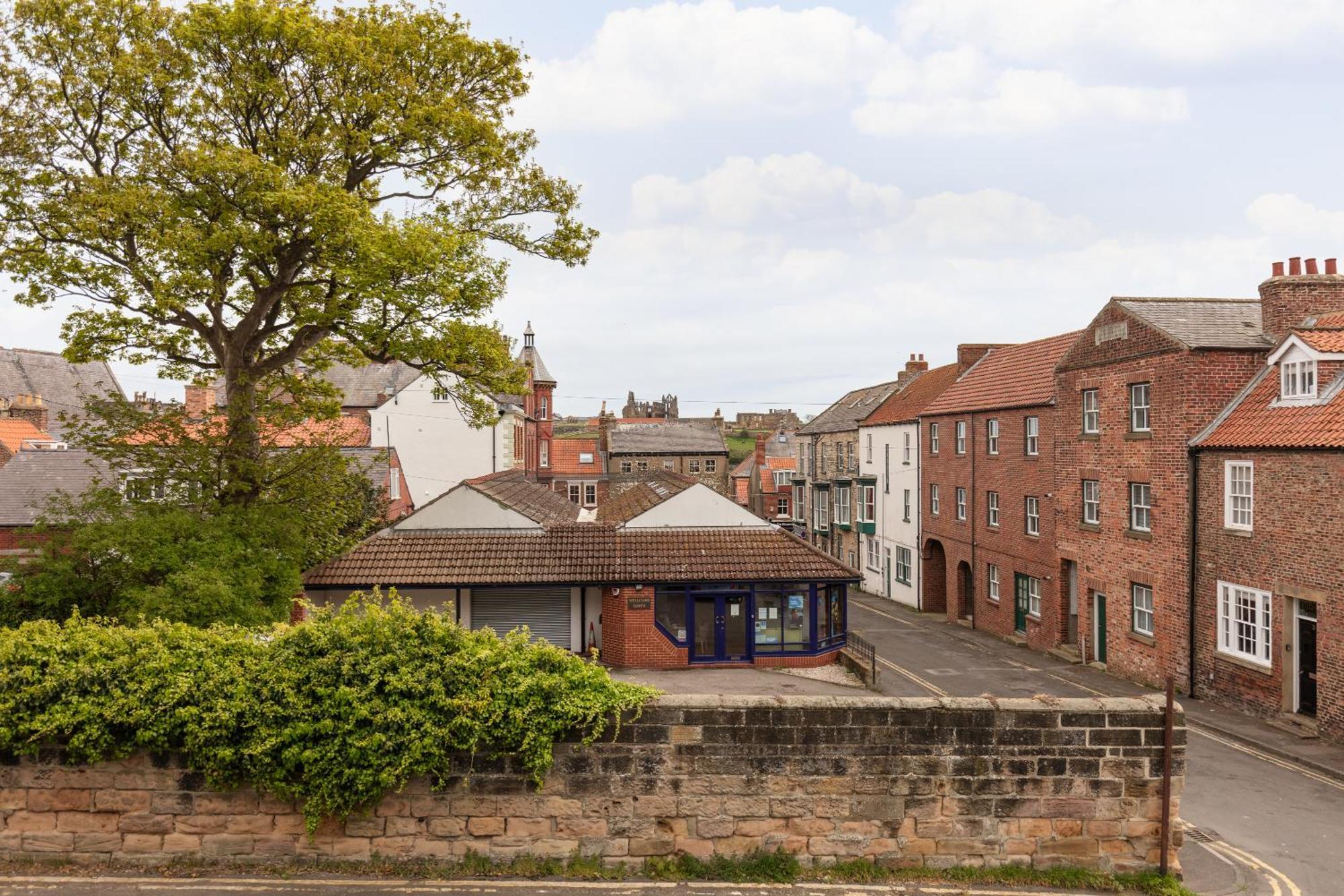 Discovery House Whitby Dış mekan fotoğraf